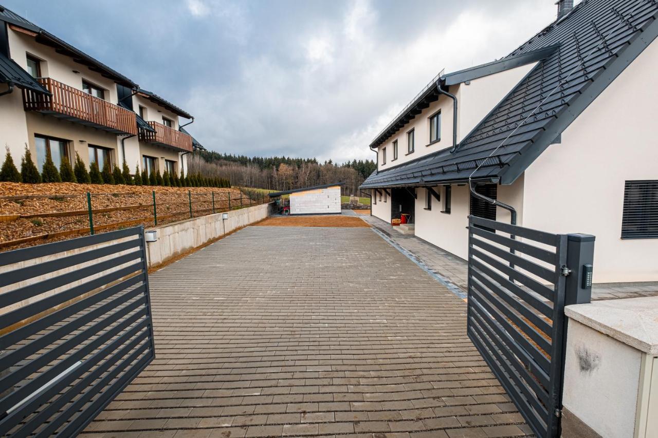 Apartmány ZaBukem Mlynicky Dvur Esterno foto